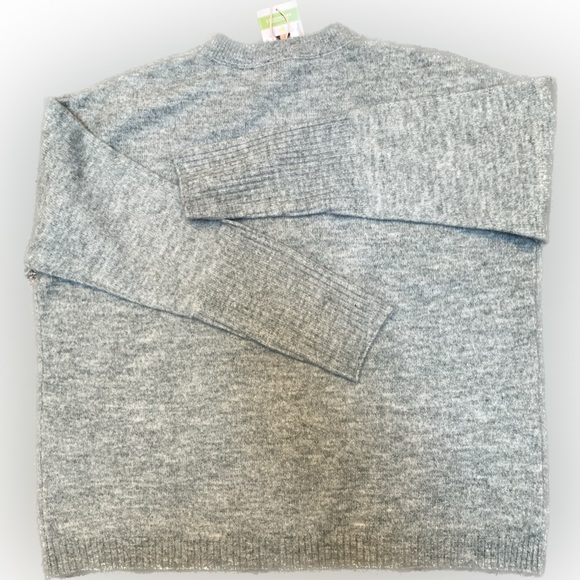 LEGENDARY OUTFITTERS NWT - Picture 2 of 6